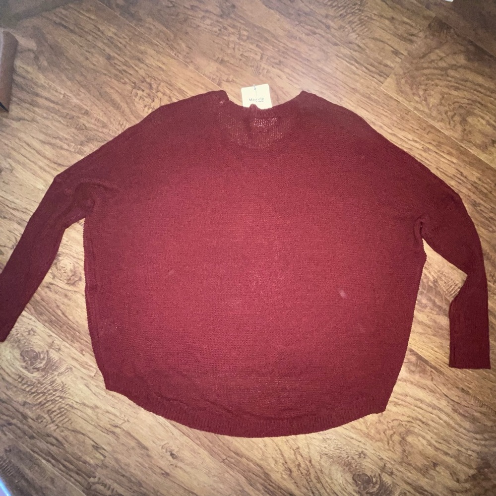 Miracle Sweater❄️ - Picture 2 of 5